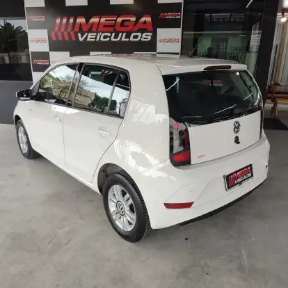 VOLKSWAGEN-UP-2018