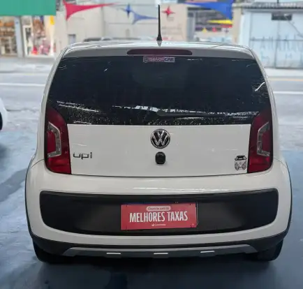 VOLKSWAGEN-UP-2016