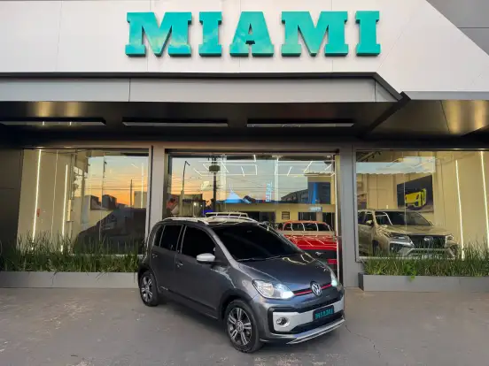 VOLKSWAGEN-UP-2018