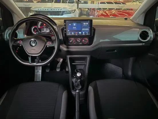 VOLKSWAGEN-UP-2018