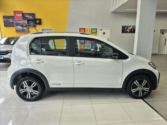 VOLKSWAGEN-UP-2019