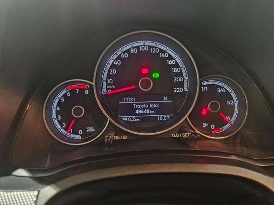 VOLKSWAGEN-UP-1.0 MPI MOVE UP 12V FLEX 4P AUTOMATIZADO VOLKSWAGEN-UP-2018