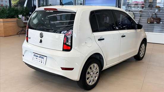 VOLKSWAGEN-UP-2017