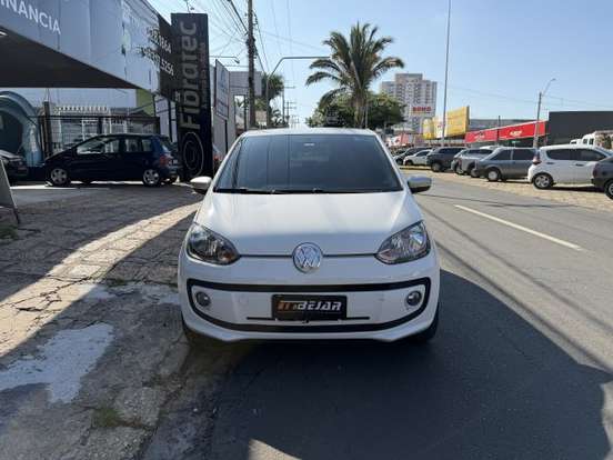 VOLKSWAGEN-UP-2014