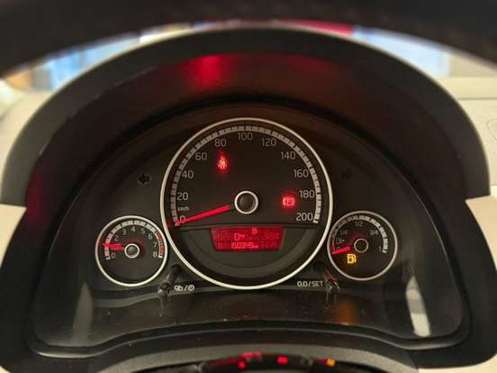 VOLKSWAGEN-UP-1.0 MPI RBW 12V FLEX 4P MANUAL VOLKSWAGEN-UP-2014
