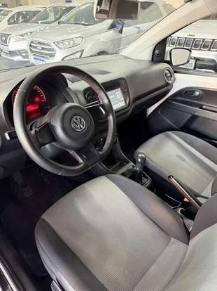 VOLKSWAGEN-UP-2015