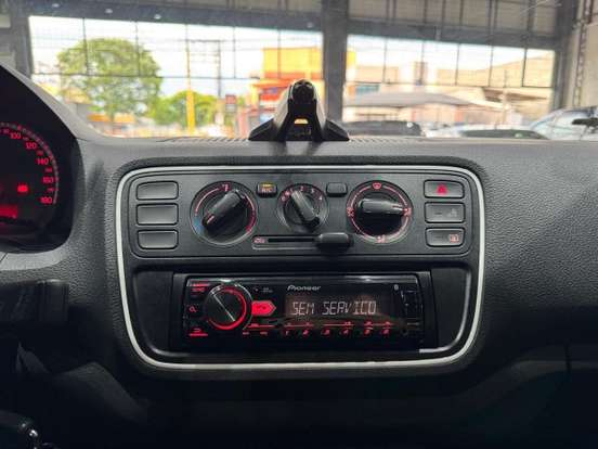 VOLKSWAGEN-UP-1.0 MPI TAKE UP 12V FLEX 4P MANUAL VOLKSWAGEN-UP-2017