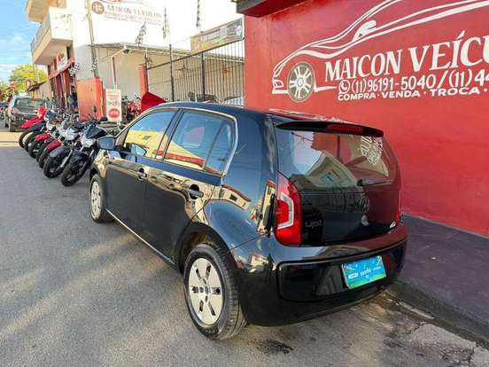 VOLKSWAGEN-UP-2014