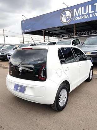VOLKSWAGEN-UP-2016