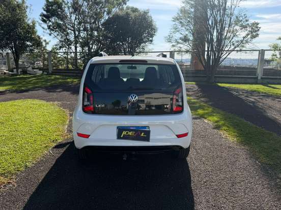 VOLKSWAGEN-UP-2018