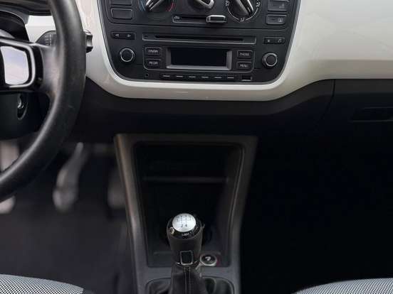 VOLKSWAGEN-UP-1.0 TSI RBW 12V FLEX 4P MANUAL VOLKSWAGEN-UP-2015
