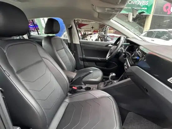 VOLKSWAGEN-VIRTUS-1.0 200 TSI COMFORTLINE AUTOMÁTICO VOLKSWAGEN-VIRTUS-2025