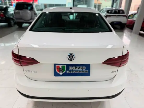 VOLKSWAGEN-VIRTUS-2021