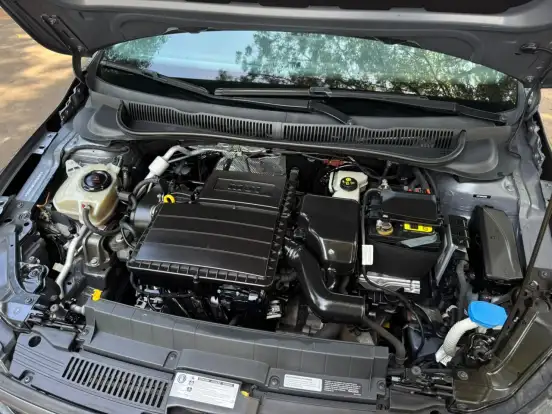 VOLKSWAGEN-VIRTUS-1.6 MSI TOTAL FLEX MANUAL VOLKSWAGEN-VIRTUS-2019