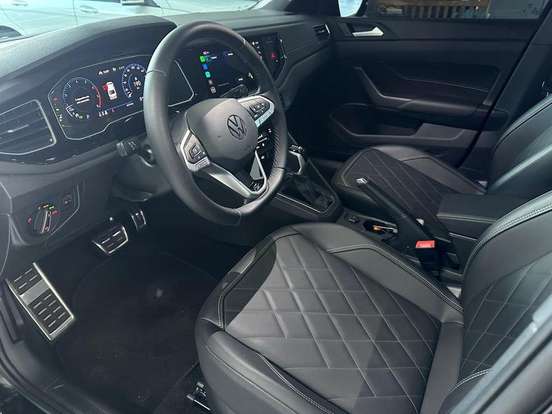 VOLKSWAGEN-VIRTUS-2024