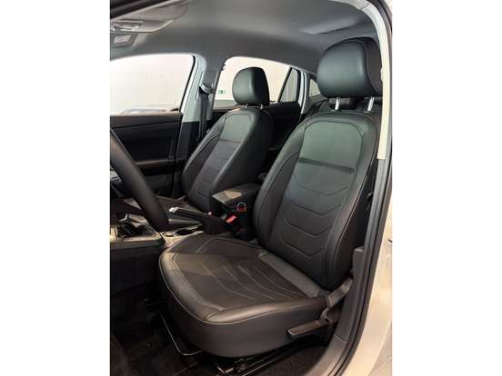 VOLKSWAGEN-VIRTUS-1.0 200 TSI COMFORTLINE AUTOMÁTICO VOLKSWAGEN-VIRTUS-2025