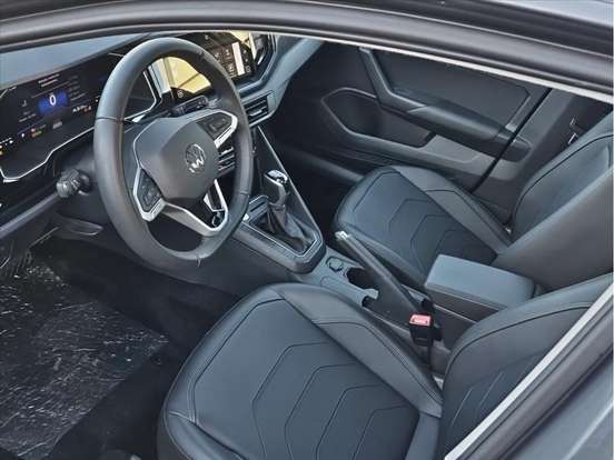 VOLKSWAGEN-VIRTUS-1.0 200 TSI COMFORTLINE AUTOMÁTICO VOLKSWAGEN-VIRTUS-2025