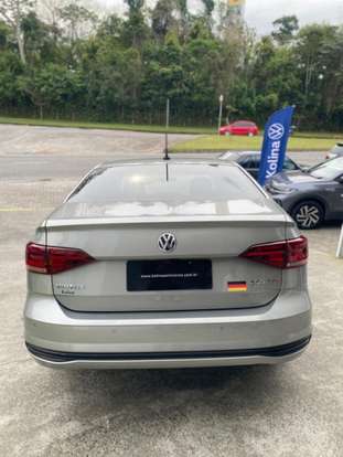 VOLKSWAGEN-VIRTUS-2022