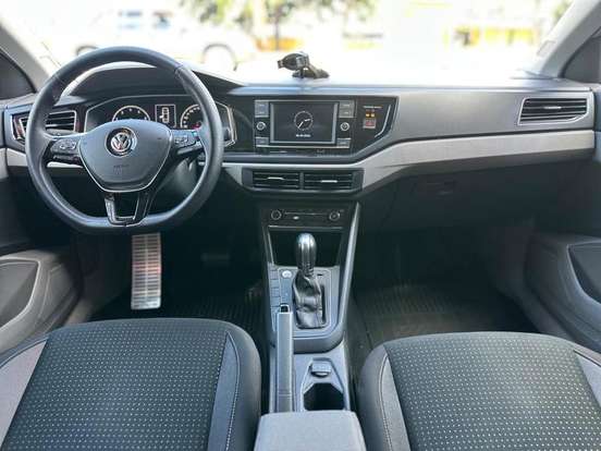 VOLKSWAGEN-VIRTUS-2019