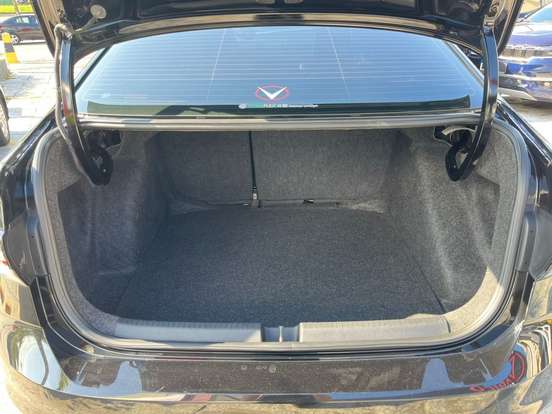 VOLKSWAGEN-VIRTUS-2023