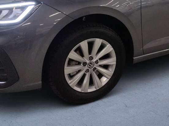 VOLKSWAGEN-VIRTUS-1.0 200 TSI HIGHLINE AUTOMÁTICO VOLKSWAGEN-VIRTUS-2024