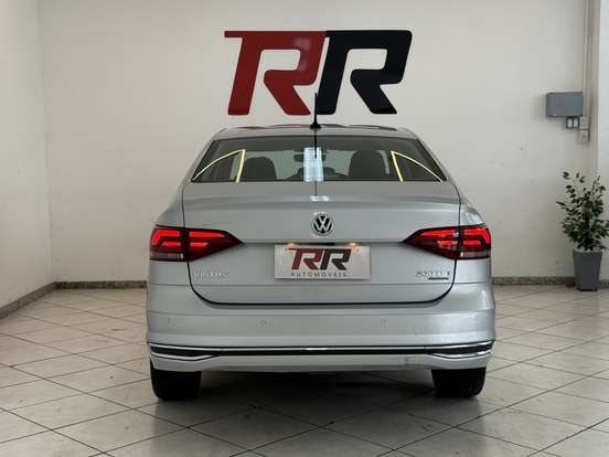 VOLKSWAGEN-VIRTUS-1.0 200 TSI HIGHLINE AUTOMÁTICO VOLKSWAGEN-VIRTUS-2018