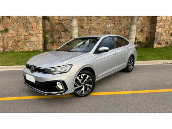 VOLKSWAGEN VIRTUS 1.0 200 TSI HIGHLINE AUTOMÁTICO