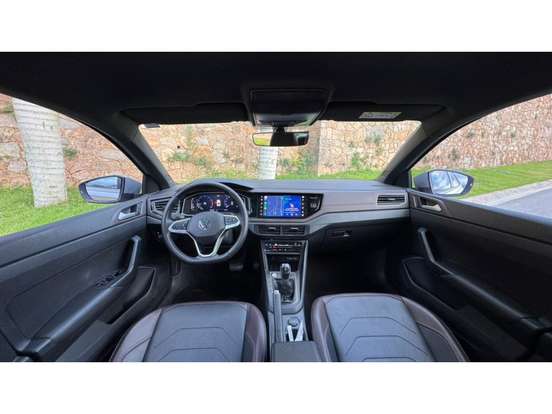 VOLKSWAGEN-VIRTUS-1.0 200 TSI HIGHLINE AUTOMÁTICO VOLKSWAGEN-VIRTUS-2024