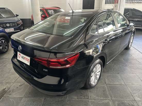 VOLKSWAGEN-VIRTUS-2021