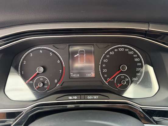 VOLKSWAGEN-VIRTUS-1.6 MSI TOTAL FLEX AUTOMÁTICO VOLKSWAGEN-VIRTUS-2018