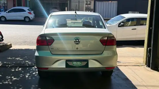 VOLKSWAGEN-VOYAGE-2022