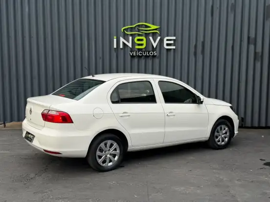 VOLKSWAGEN-VOYAGE-2022