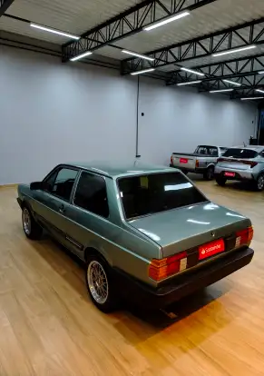 VOLKSWAGEN-VOYAGE-1989