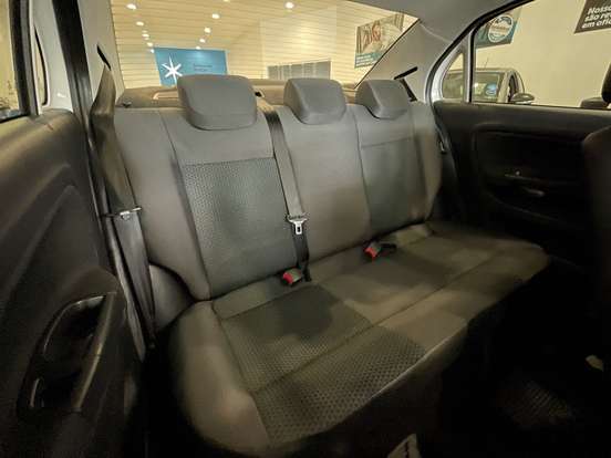 VOLKSWAGEN-VOYAGE-1.0 12V MPI TOTALFLEX 4P MANUAL VOLKSWAGEN-VOYAGE-2022