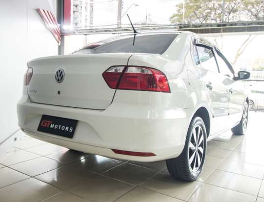 VOLKSWAGEN-VOYAGE-2022