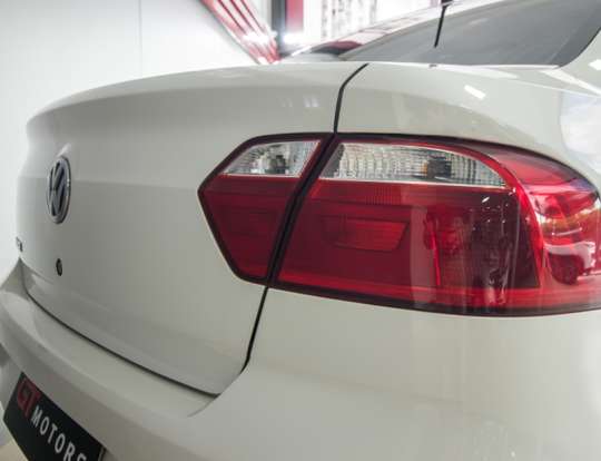 VOLKSWAGEN-VOYAGE-2022