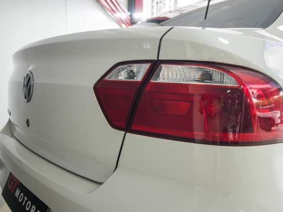 VOLKSWAGEN-VOYAGE-1.0 12V MPI TOTALFLEX 4P MANUAL VOLKSWAGEN-VOYAGE-2022