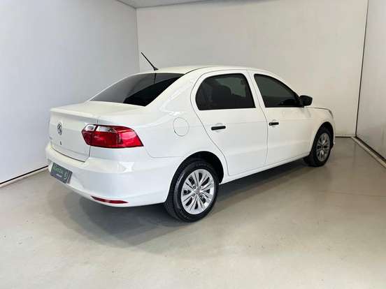 VOLKSWAGEN-VOYAGE-2022