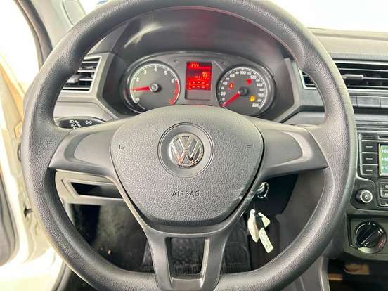 VOLKSWAGEN-VOYAGE-1.0 12V MPI TOTALFLEX 4P MANUAL VOLKSWAGEN-VOYAGE-2022