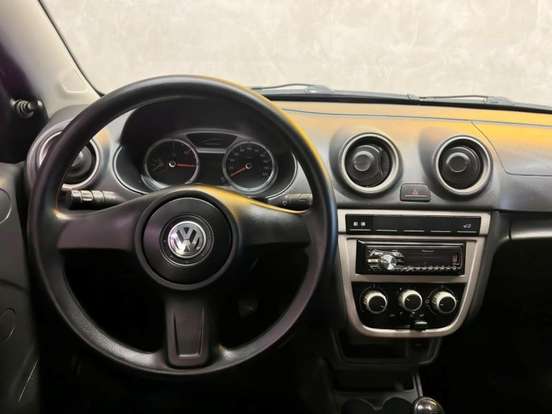 VOLKSWAGEN-VOYAGE-1.0 MI 8V FLEX 4P MANUAL VOLKSWAGEN-VOYAGE-2013