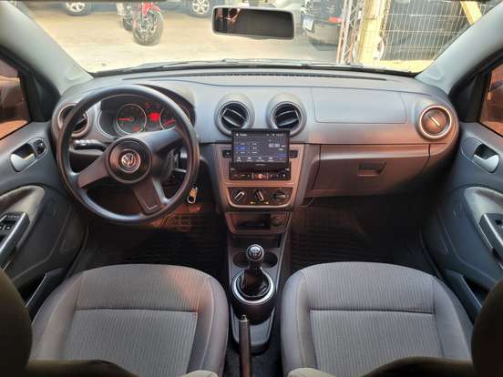 VOLKSWAGEN-VOYAGE-1.0 MI 8V FLEX 4P MANUAL VOLKSWAGEN-VOYAGE-2012