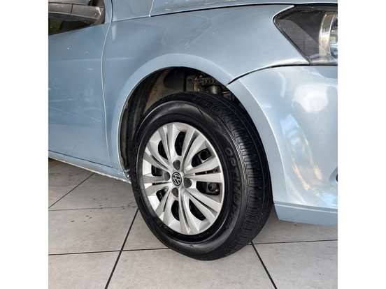 VOLKSWAGEN-VOYAGE-1.0 MI TRENDLINE 8V FLEX 4P MANUAL VOLKSWAGEN-VOYAGE-2014