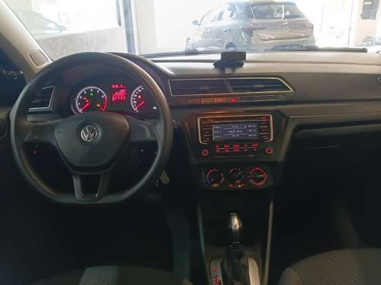 VOLKSWAGEN-VOYAGE-2021