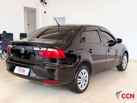 VOLKSWAGEN-VOYAGE-2021