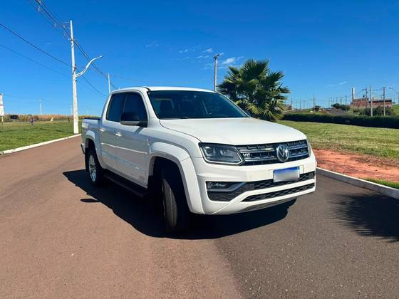 VOLKSWAGEN AMAROK 3.0 V6 TDI DIESEL HIGHLINE CD 4MOTION AUTOMÁTICO