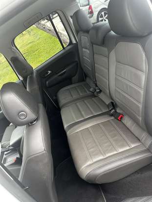 VOLKSWAGEN-AMAROK-2022