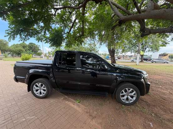 VOLKSWAGEN-AMAROK-2024