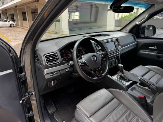 VOLKSWAGEN-AMAROK-2023