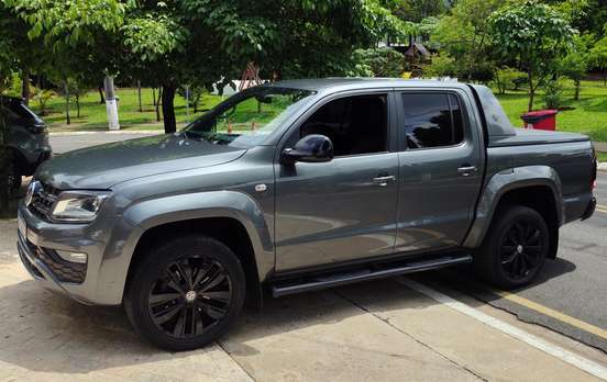 VOLKSWAGEN-AMAROK-2023
