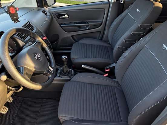 VOLKSWAGEN-CROSSFOX-1.6 MI FLEX 8V 4P MANUAL VOLKSWAGEN-CROSSFOX-2011